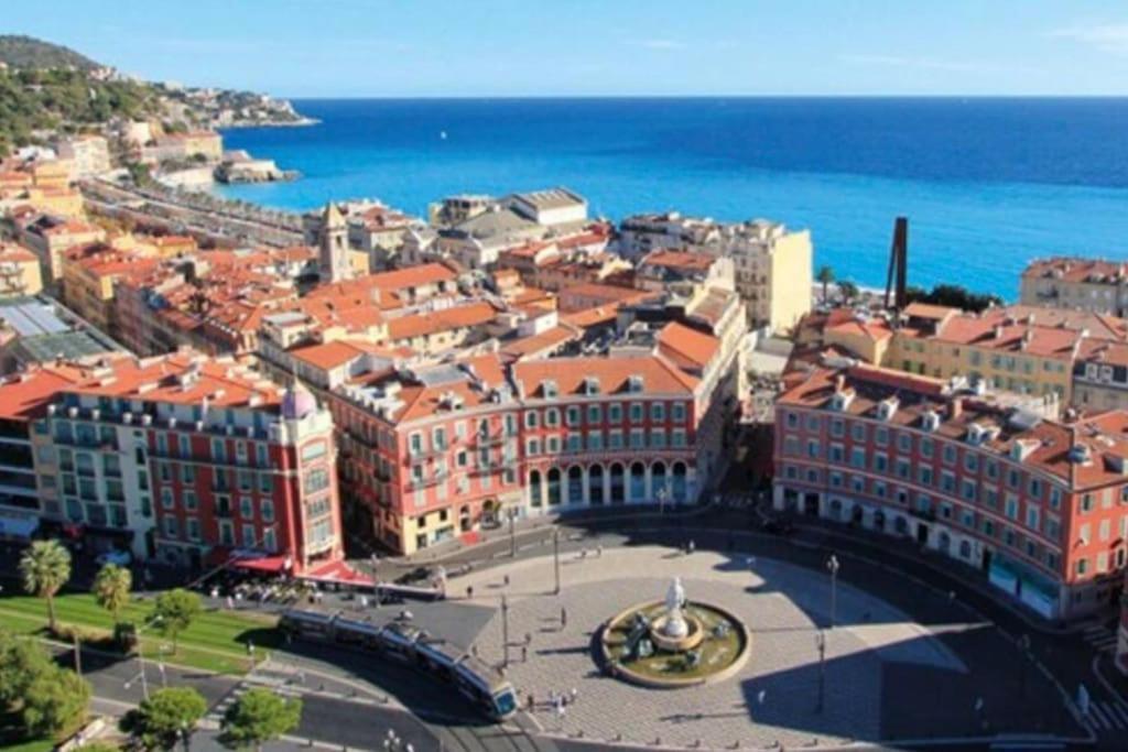 Studio A Louer Au Coeur Du Carre Dor A Nice, Rue Dalpozzo A 150 Metres Des Plages Eksteriør billede